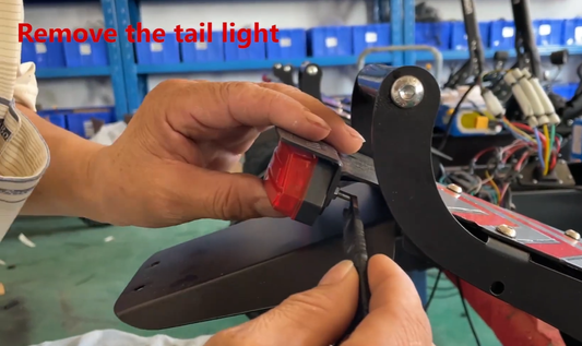 How to Remove the Tail Light on an Arwibon Q30 Scooter