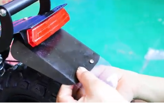 How to Install the New Plastic Extended Fender on an Arwibon Q30 Scooter