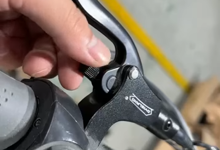 Arwibon Q12 Rear Hydraulic Brake Lever Adjustment Guide