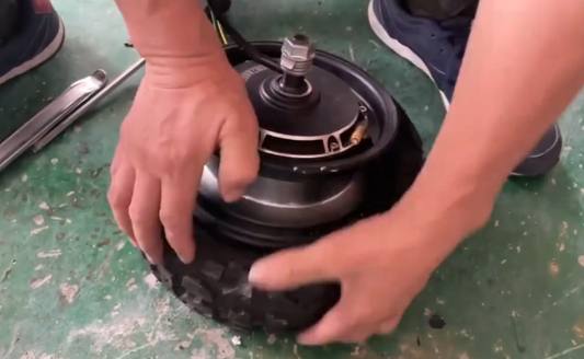 Arwibon Electric Scooter Tubeless Tire Installation and Leak Test Guide
